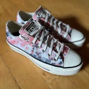 Platform Converse Sneakers